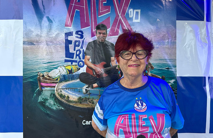 Vera Lima, mãe de Alex, fala sobre homenagem da Mocidade da Praia ao filho