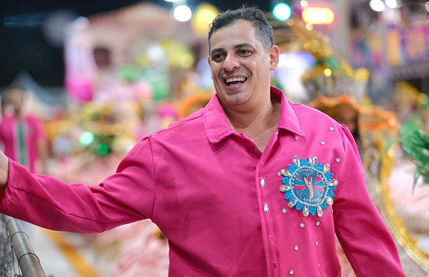 Alex Santiago é o convidado do ‘Diálogos Carnavalescos’ nesta terça-feira