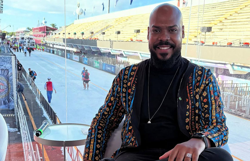 Marcus Vinicius Sant'Anna, historiador e comentarista dos desfiles das escolas de samba do Carnaval de Vitória 